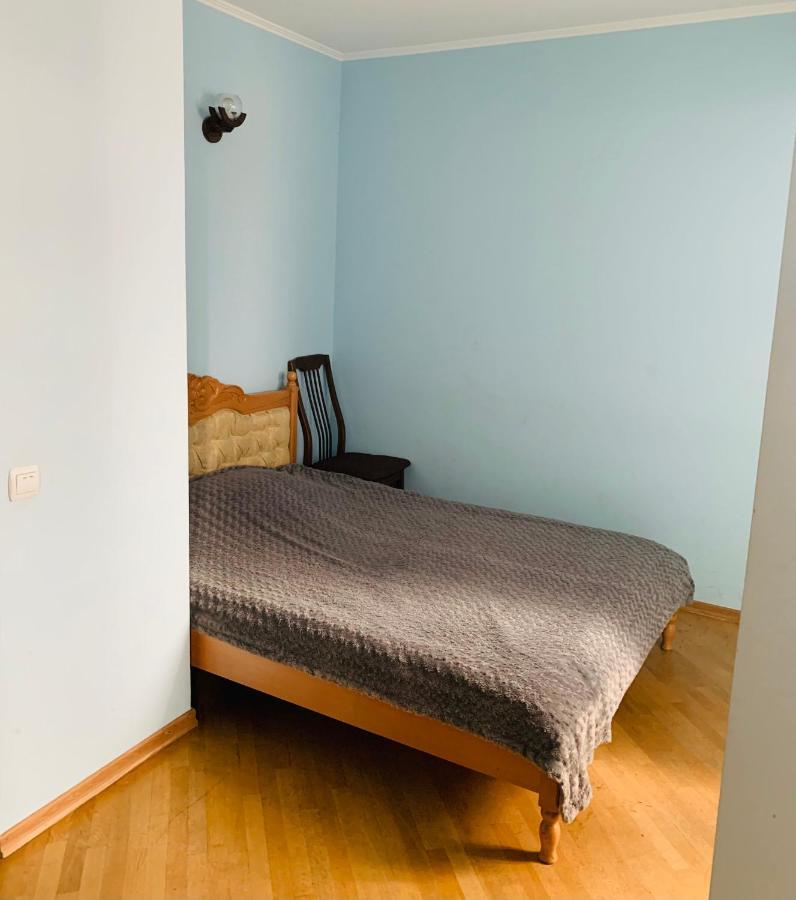 Cozy Apartment Near Republic Square 예레반 외부 사진