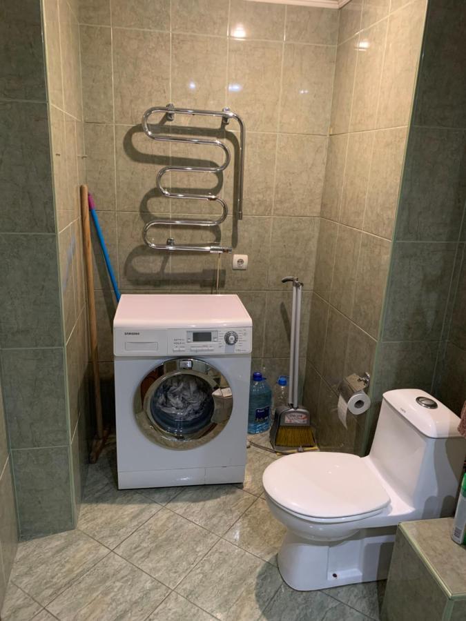 Cozy Apartment Near Republic Square 예레반 외부 사진